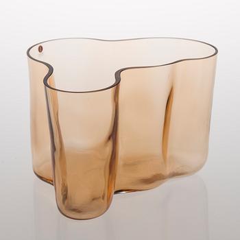 ALVAR AALTO, VAS, 'Savoy', glas, signerad Alvar Aalto Iittala 1936-1996.