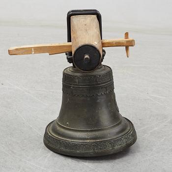 A bronze bell cast by M A Rönnblom, Jönköping 1846.