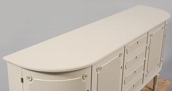 SIDEBOARD, gustaviansk stil, 1900-talets andra hälft.