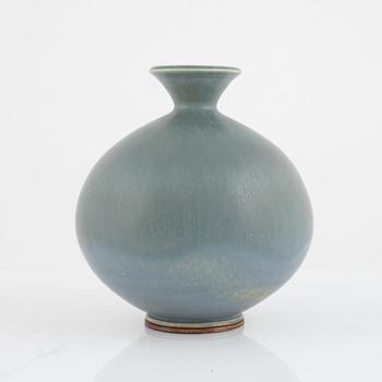 Berndt Friberg, a stoneware vase, Gustavsberg Studio, Sweden, 1972.
