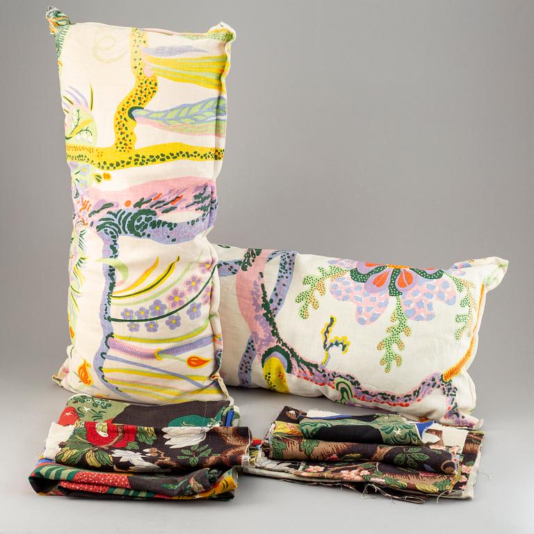 JOSEF FRANK, cushions and textile.