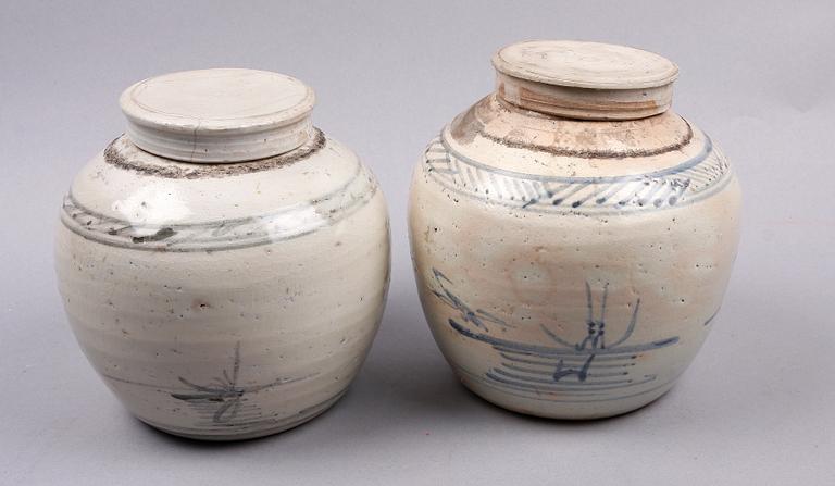BOJANER, ett par, Kina, 1800-tal.