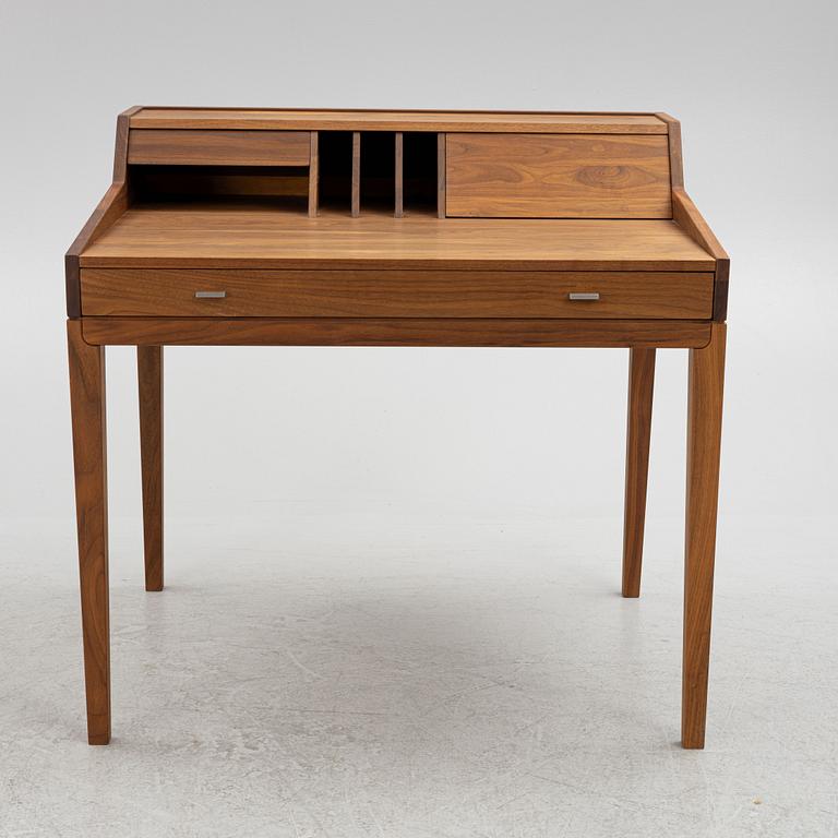 Søren Nissen & Ebbe Gehl, desk, "AK1320", Aksel Kjersgaard, Naver Collection, Denmark.