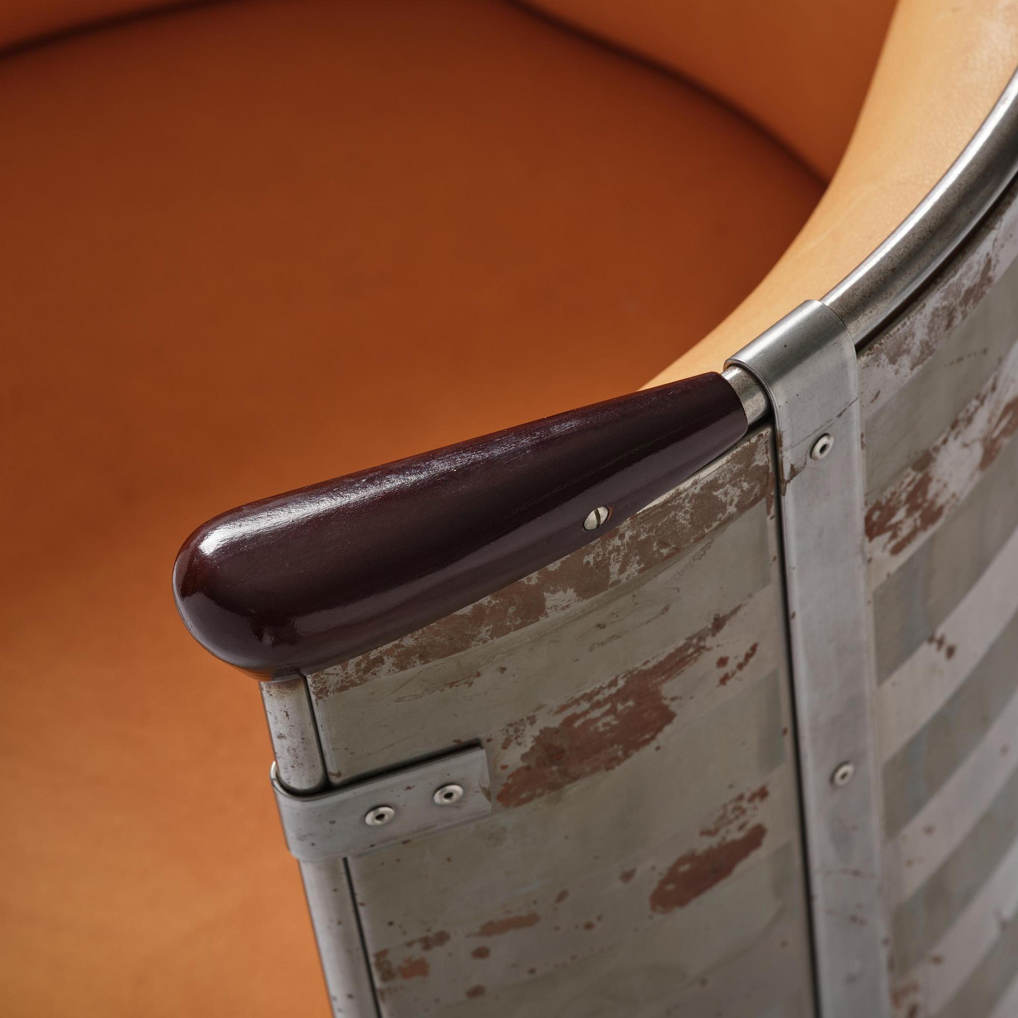 Mats Theselius, fåtölj, "Älgskinnsfåtöljen", ed. 52/360, Källemo, Värnamo, efter 1991.