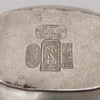 A Chinese pewter tureen, Loong Kee, early 20th century.