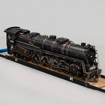 MODELL AV ÅNGLOK, med tender, "4-8-4 Western Maryland 1402", tillverkad av Gunnar Eriksson, spårvidd 3,5 tum.