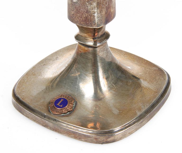 PARTI SILVER, 11 delar, bl. a ett par ljusstakar Tore Eldh, 1968.