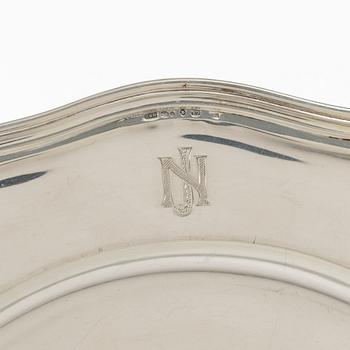 Fat/tallrik, silver, stämplat CG Hallberg, Stockholm 1927.