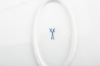 A set of nine pcs of Meissen porcelain service.