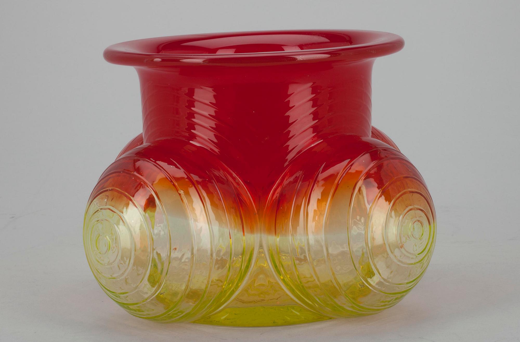 VAS, glas, "Pajazzo", signerad Nanny Still Riihimäen Lasi Oy. 1970-tal.