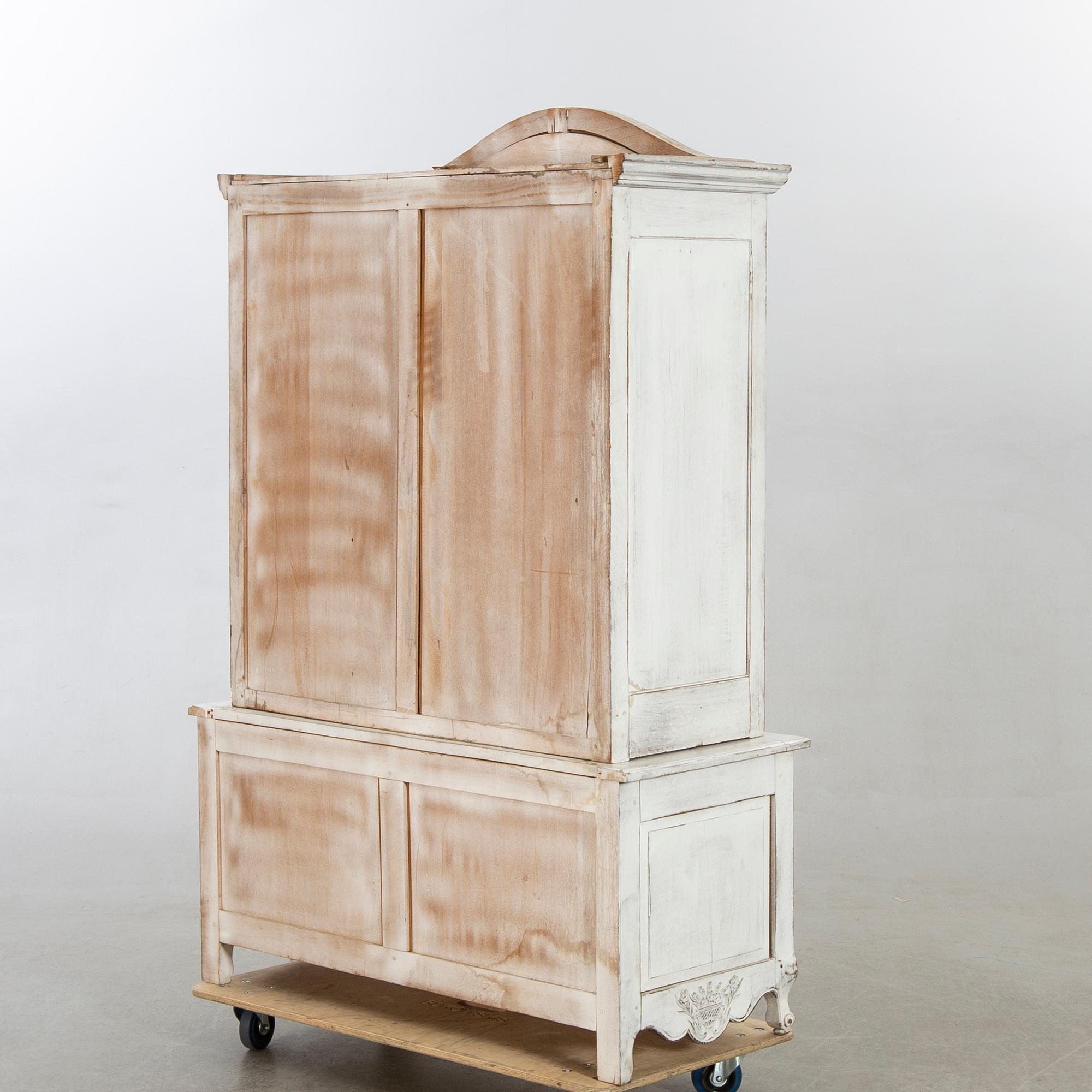 Vitrinskåp, Frankrike Louis XV-stil 1900-tal.