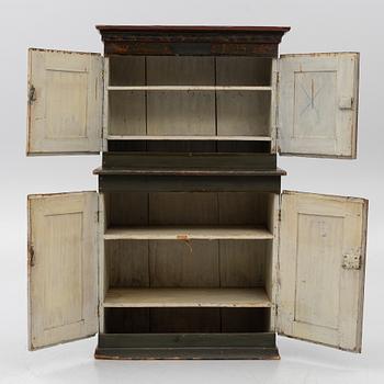Pine cupboard, folk art, early 19th century.