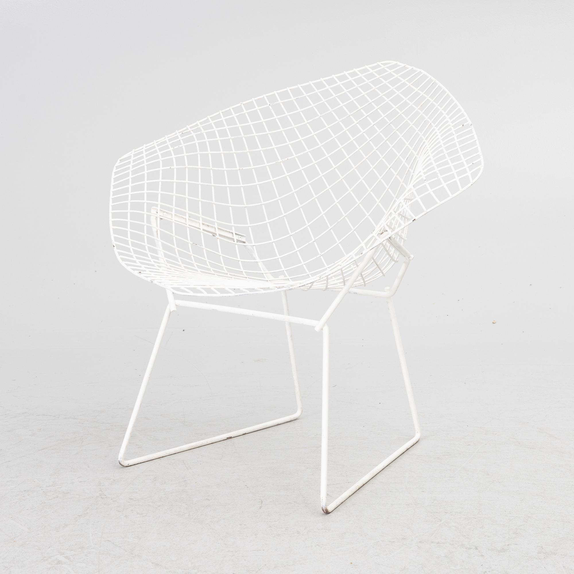 Harry Bertoia, a 'Diamond Chair'.