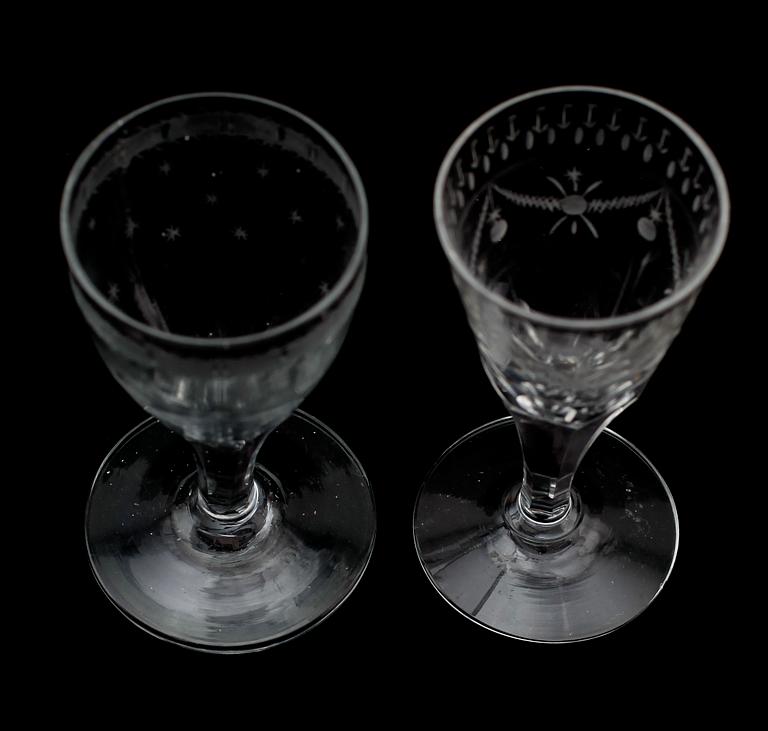 VINGLAS, 2 st, omkring år 1800.