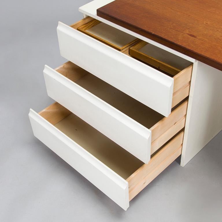 Aulis Leinonen, A writing desk including two  drawers model 200 and a desktop model T216, Artek 1950s.