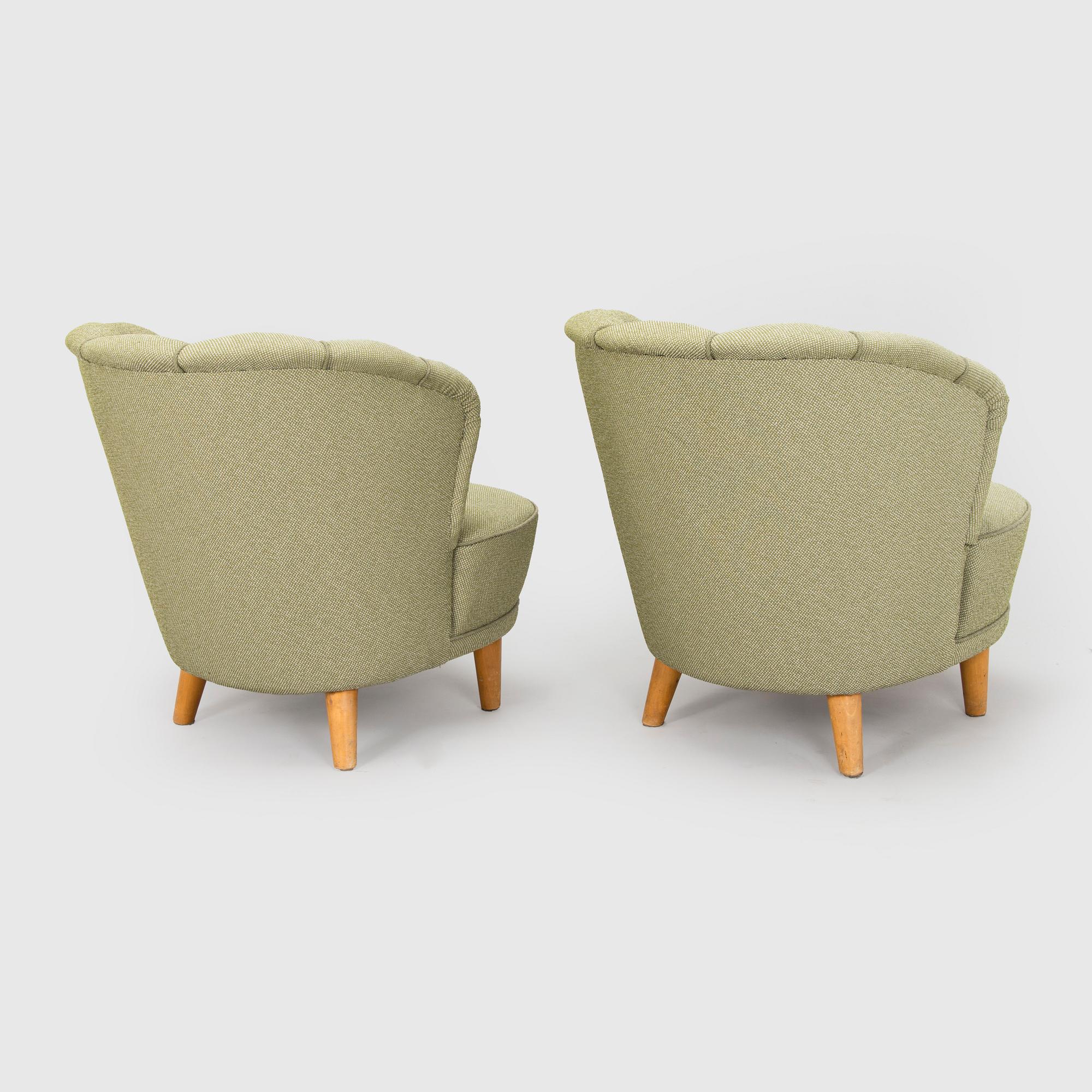 A 1950s pair of armchairs "Elisabeth" for Asko Finland.
