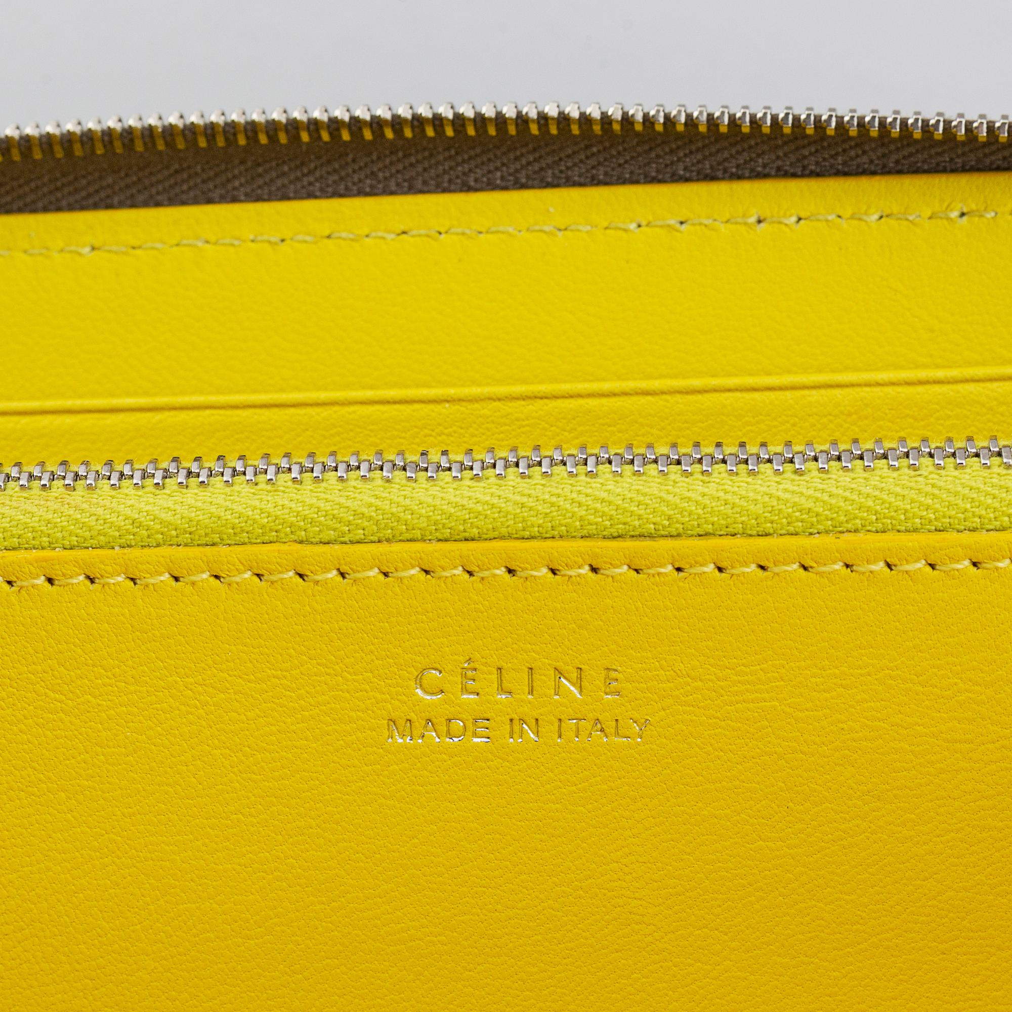 Céline, 'Souris Large Zipped Multifunction' wallet.
