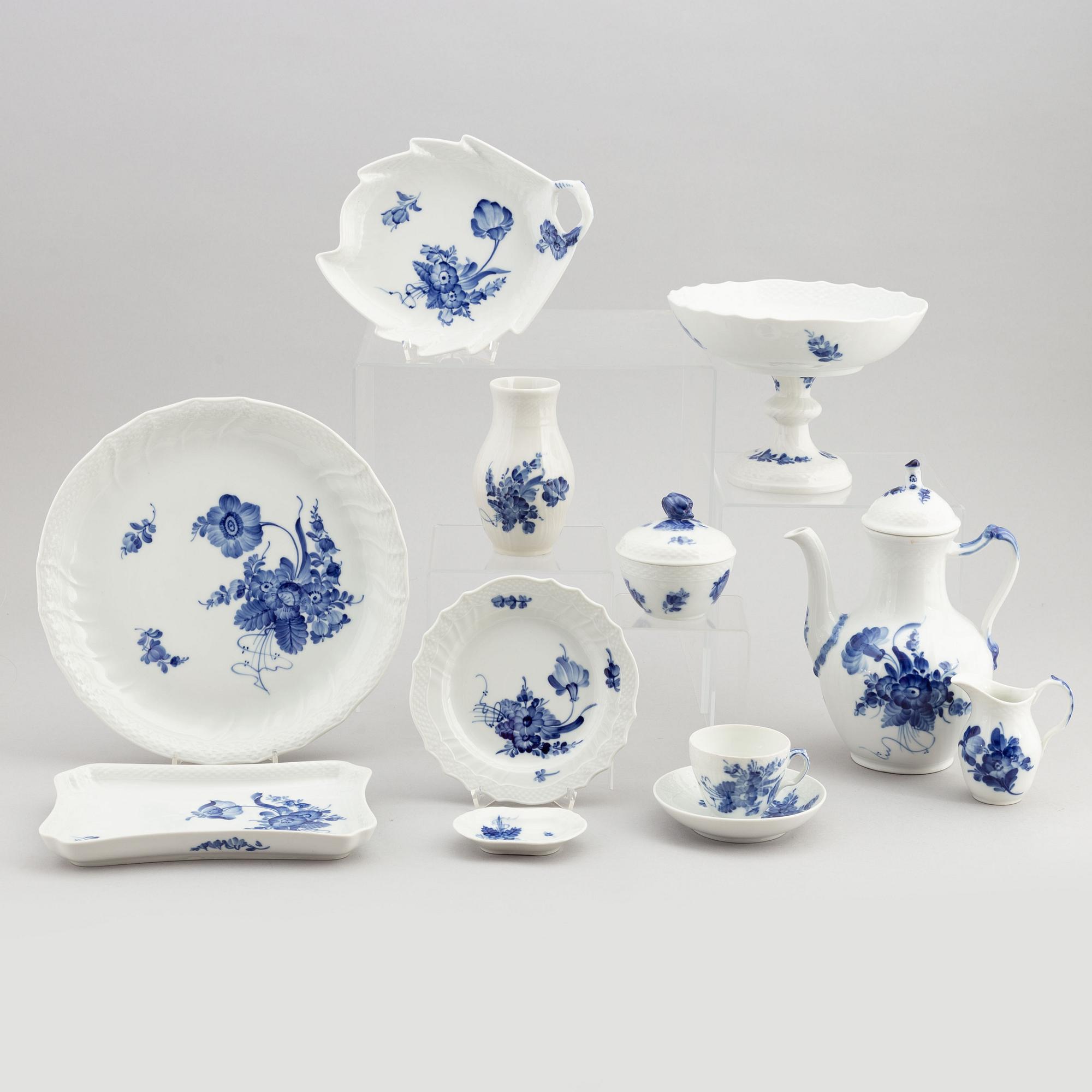An 33 piece porcelain 'Blå Blomst' coffee service from Royal Copenhagen.