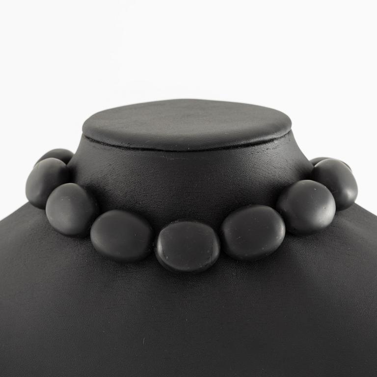 Ole Lynggaard lock 18K gold with onyx necklace.