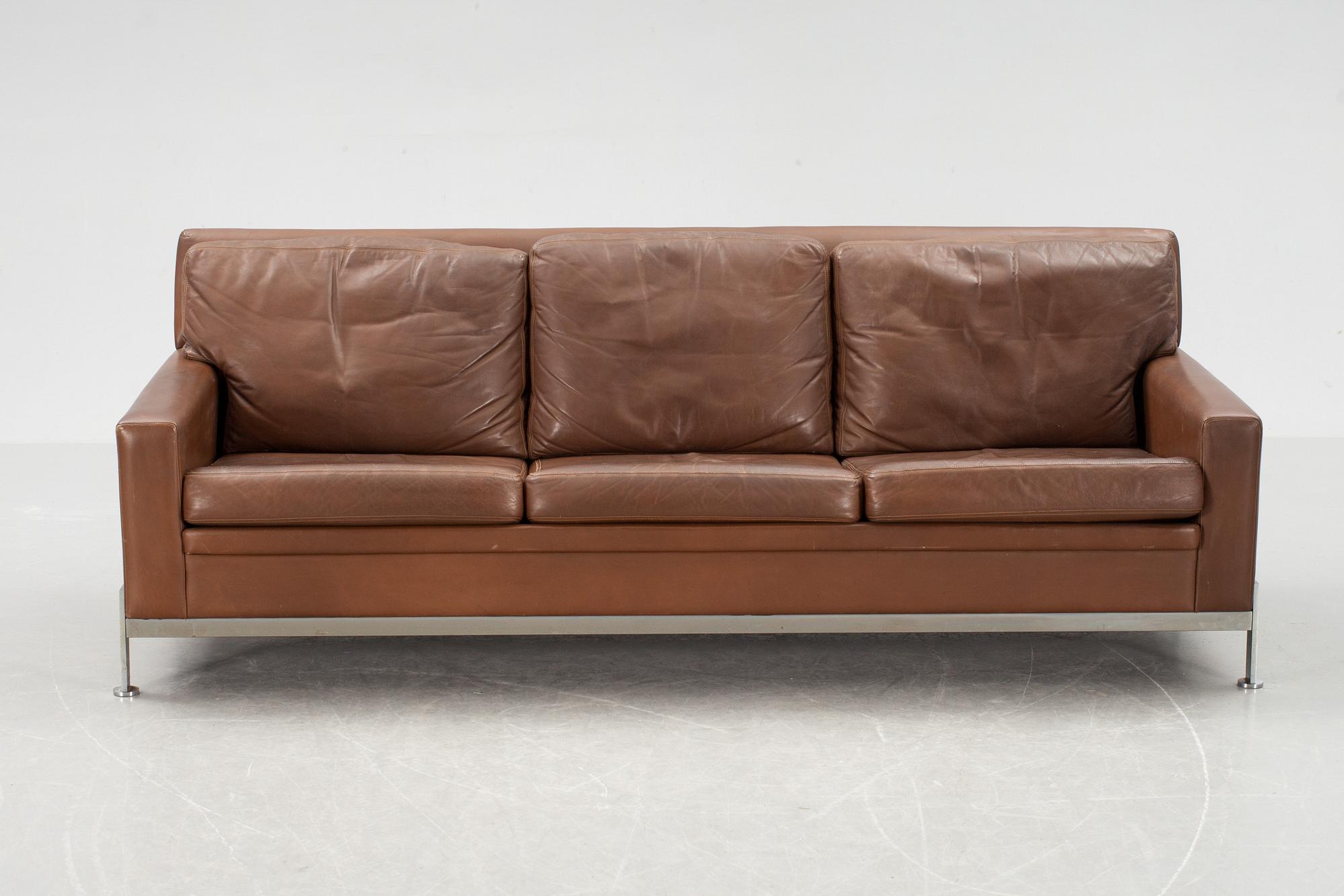 SOFFA, DUX, 1900-talets andra hälft.