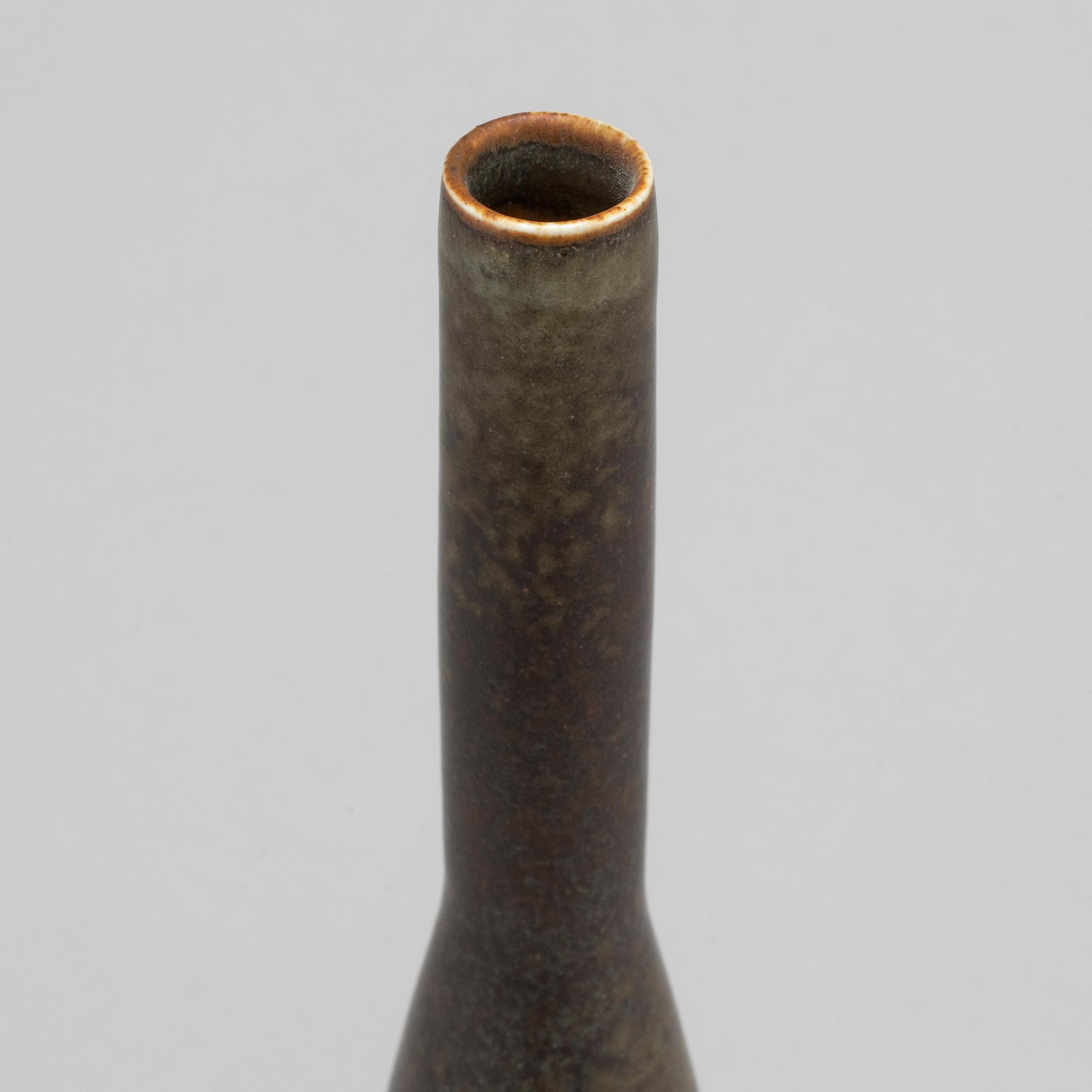 CARL-HARRY STÅLHANE, a signed stoneware vase, Rörstrand, dated -61.