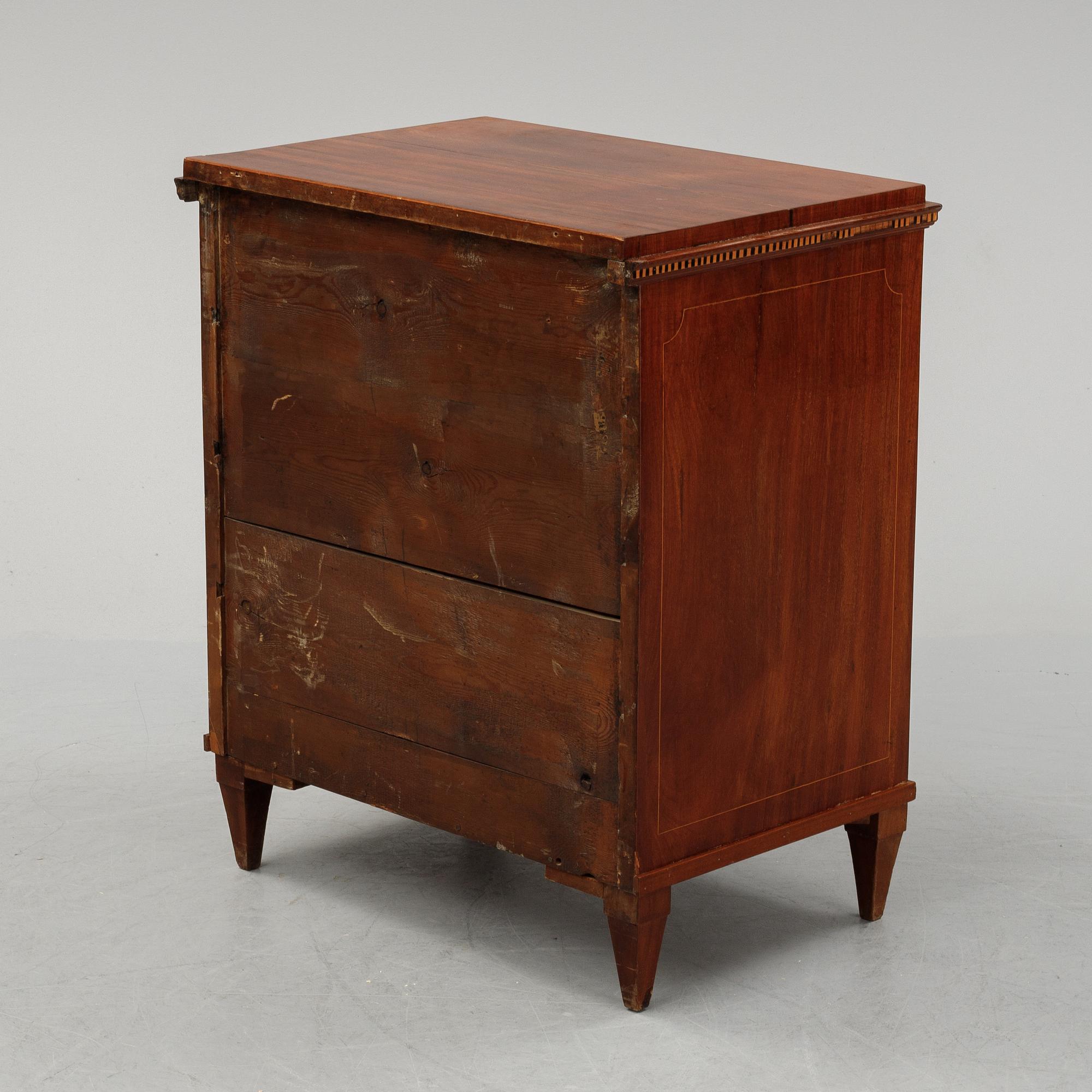 Magnus Samuel Kihlander (verksam 1801-1821), Skrivbyrå, 1800-talets första hälft.