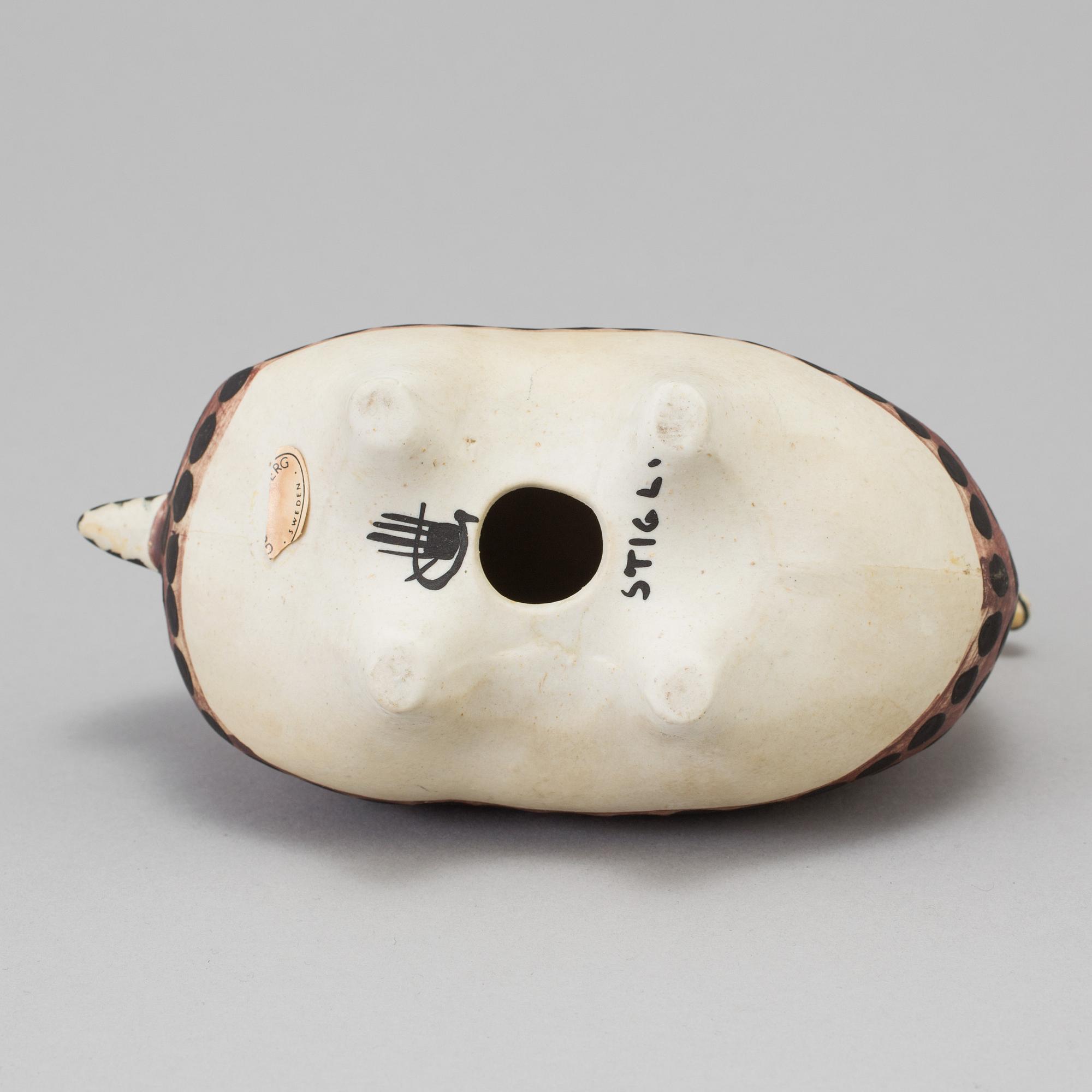 STIG LINDBERG, a stoneware figurine, Gustavsberg 1950/60s.