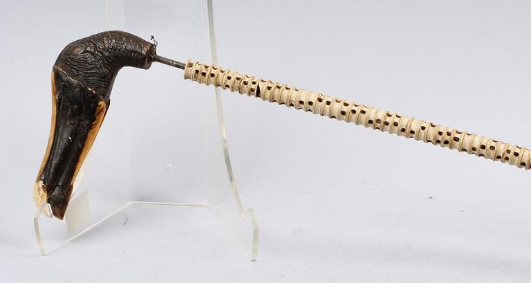 KÄPP, ben, trä, 1800/1900-tal.
