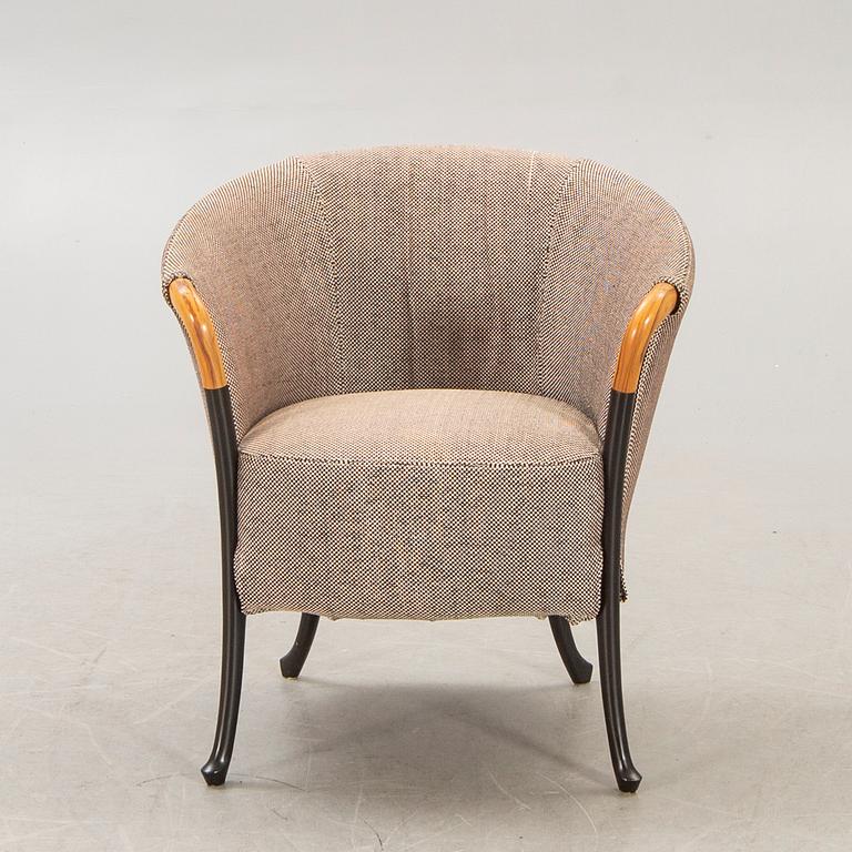 An Umberto Asagno Porgetti easy chair for Giorgetti Italy 1980s.