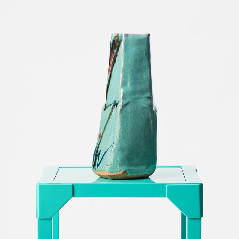 A glazed ceracic vase, probably Japan, 20th century. Signed.