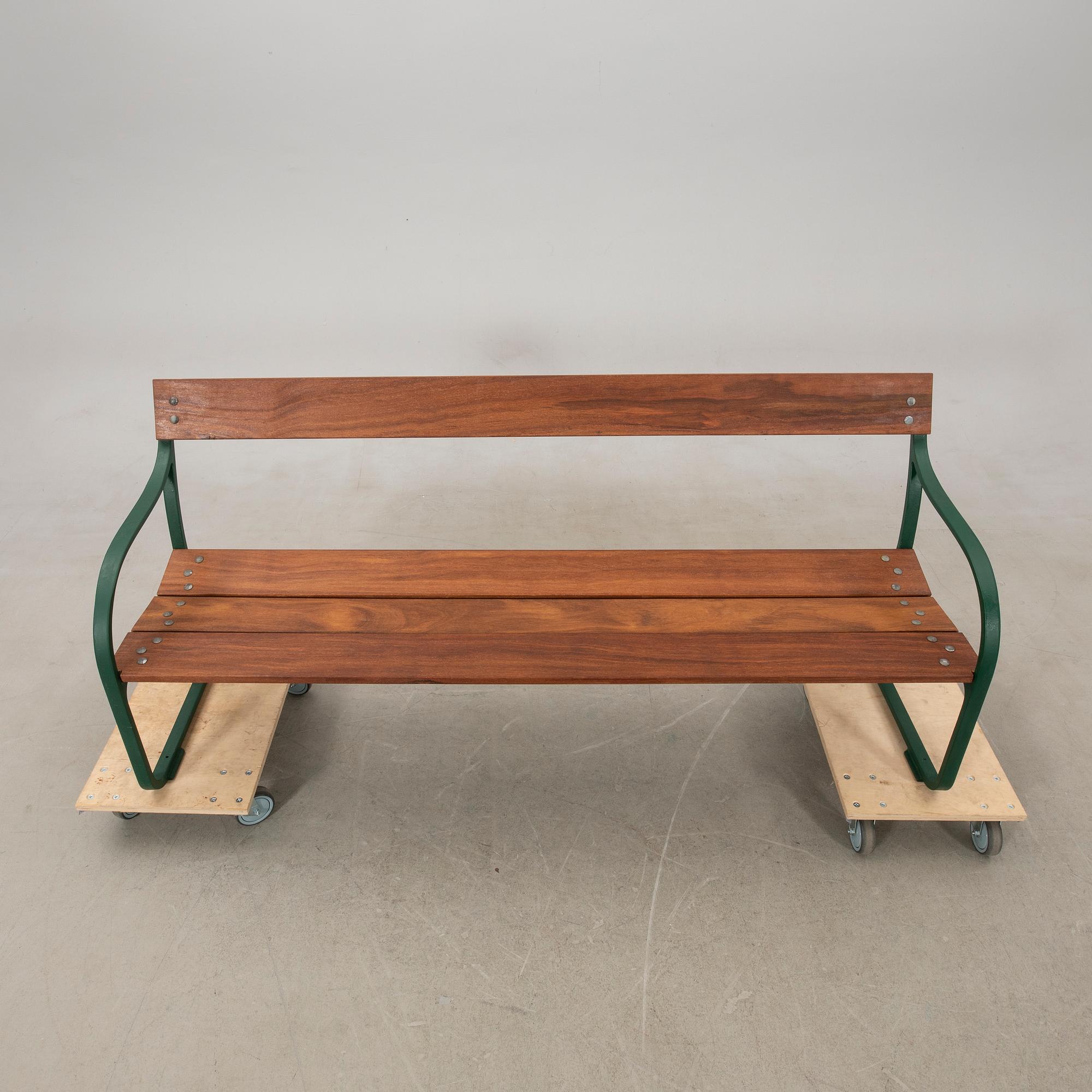 Garden sofa, Näfvekvarn's factory, mid-20th century.