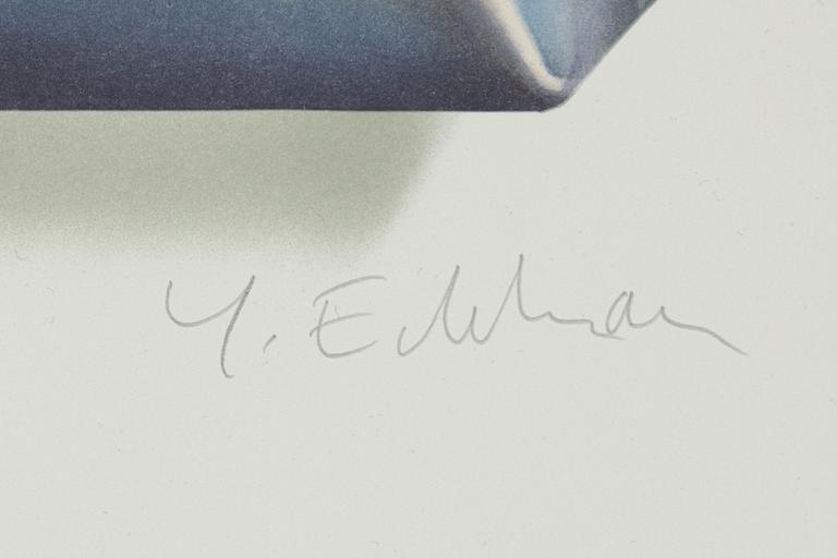 Yrjö Edelmann, "Packed blue and grey heaven".