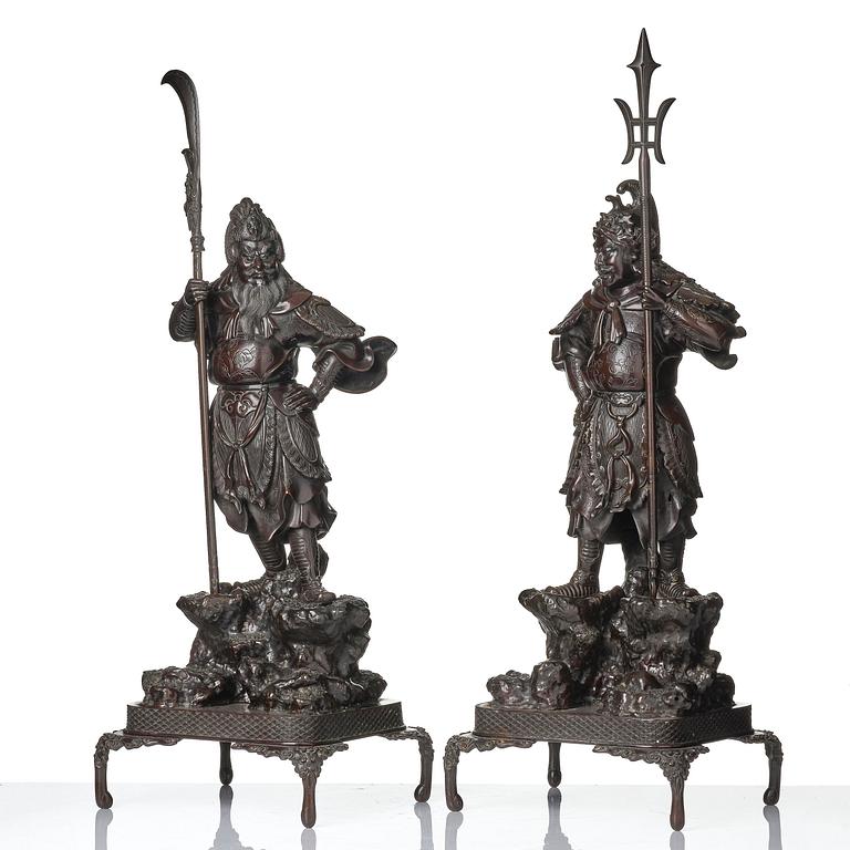 A pair of Japanese bronze guardians, Meiji period (1868-1912).
