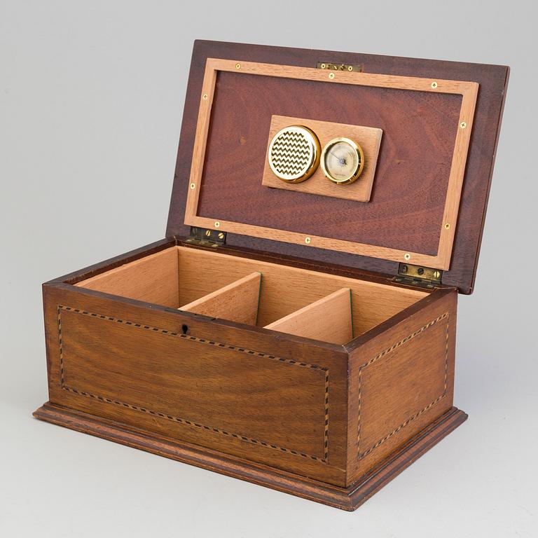 A mahogany humidor, late 19th Century.