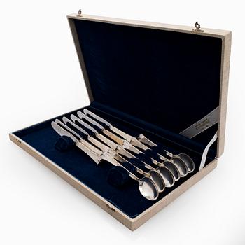 A 35-piece set of 'Jousi' (Bow) silver cutlery, Kultakeskus, Hämeeninna 1953-1979.
