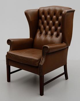 ÖRONLAPPSFÅTÖLJ, 1900-talets mitt.