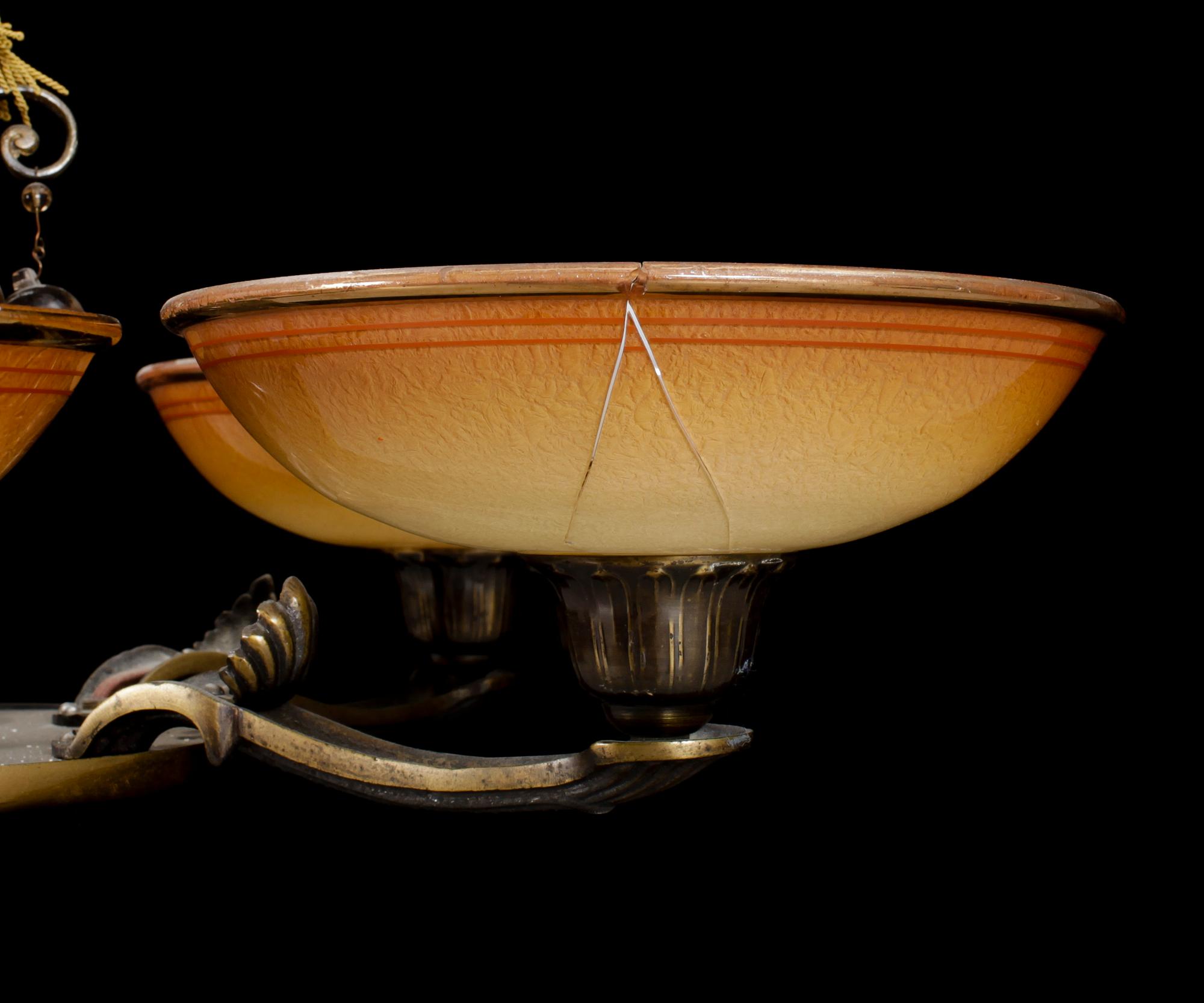 TAKLAMPA, art déco, 1900-talets första hälft. H ca 80.