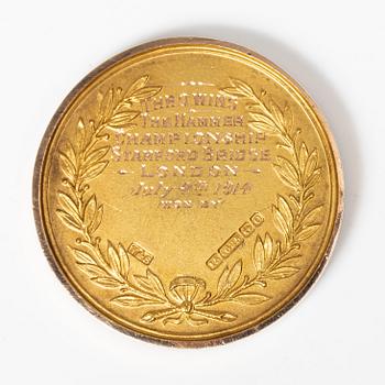 A medal, 15K gold, England, 1914.