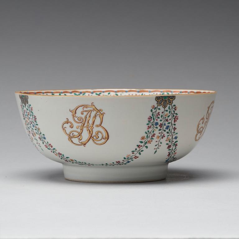 BÅLSKÅL, kompaniporslin. Qingdynastin, Qianlong (1726-95).