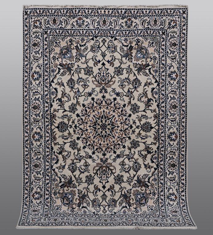 Matto, Nain, part, silk, ca 230 x 158 cm.