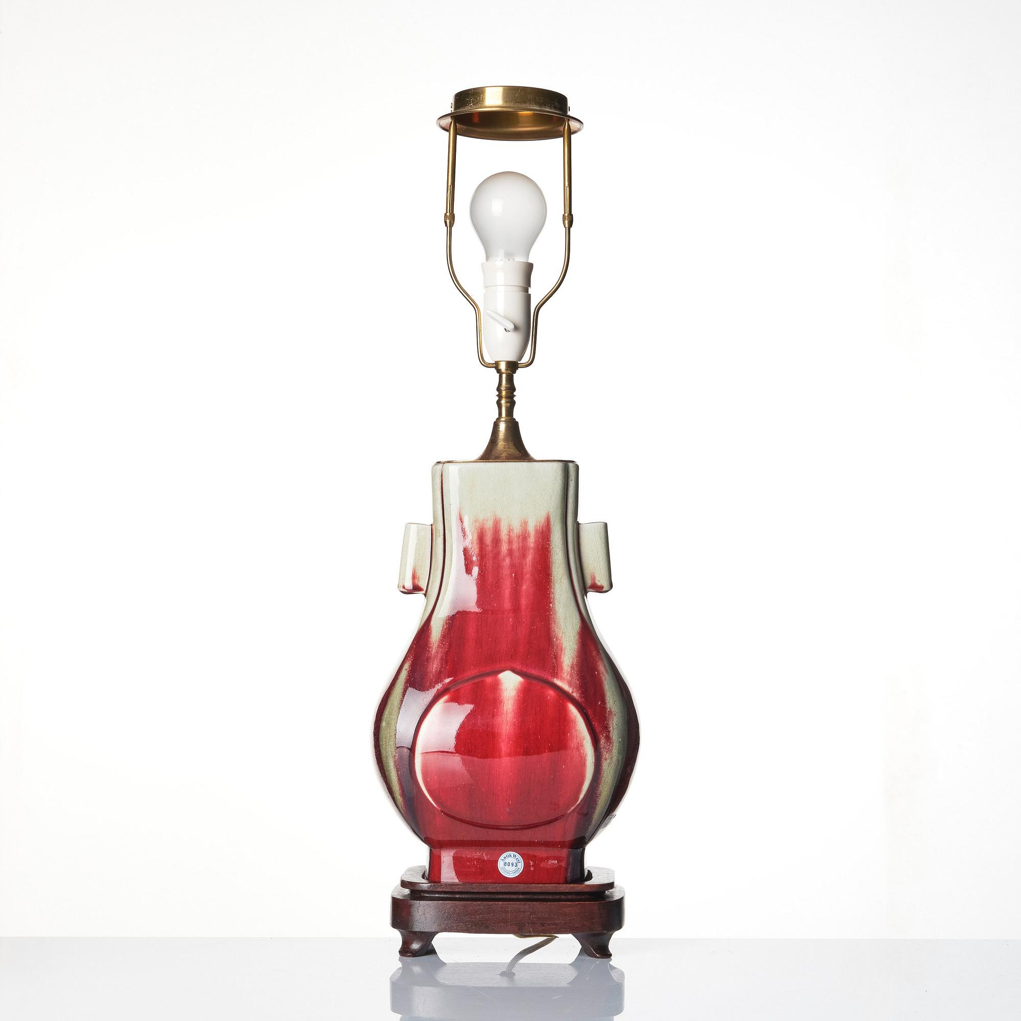 A flambé glazed vase, Qing dynasty, 19th Century.