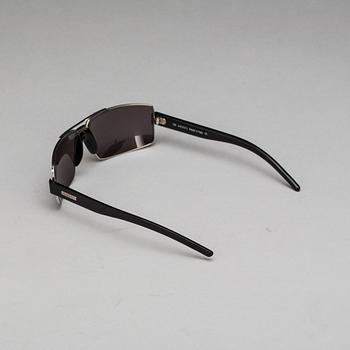 SOLGLASÖGON, Gucci.