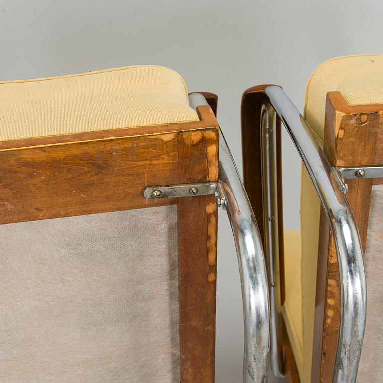 Pauli Blomstedt, a pair of 1930s armchairs and table for Merivaara Ltd.