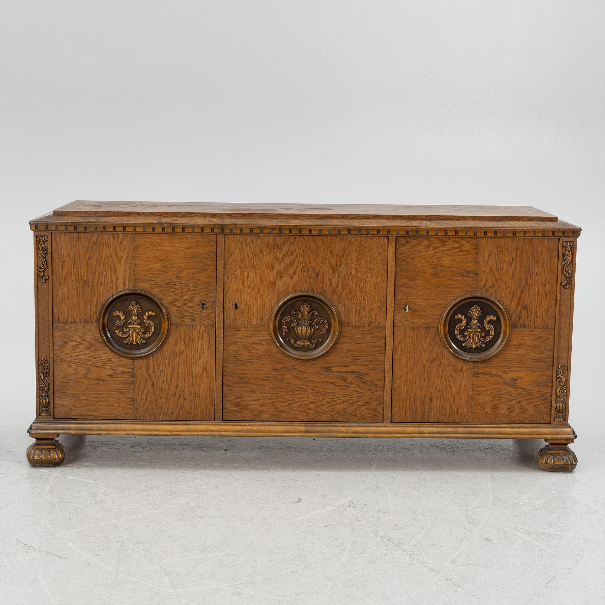 A sideboard, 1920s/30s.