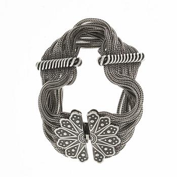 ARMSMYCKE, låghaltigt silver, Pierre Lorion, Sylvia Karels, Paris. 1900-talets senare hälft.