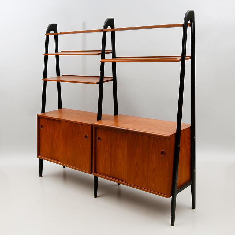 BOKHYLLA, 1900-talets mitt.