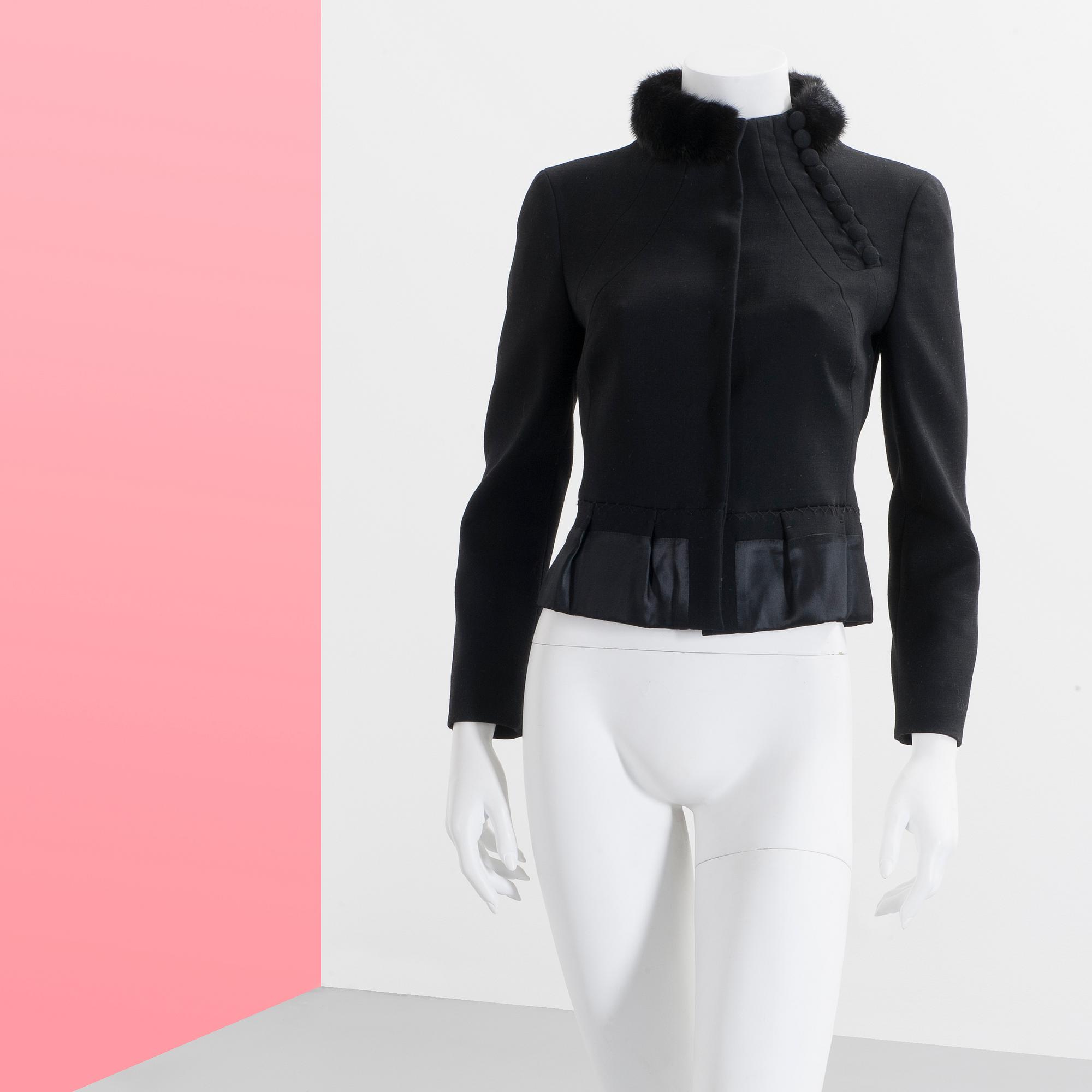 JACKA, Prada. Storlek 40.