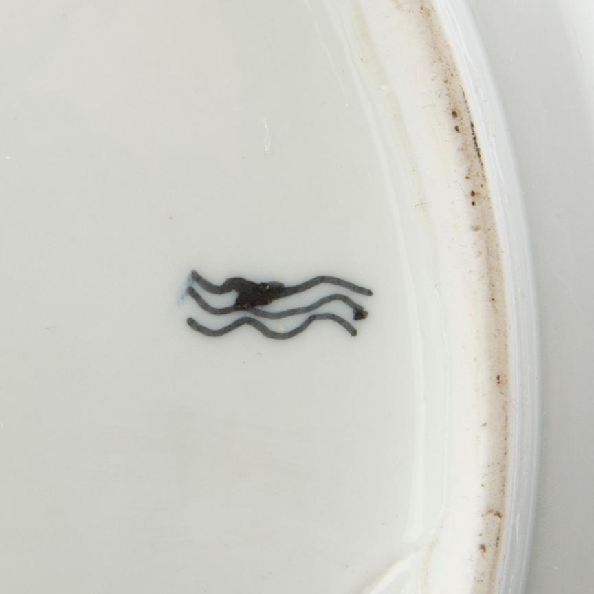 Outer cover a pair with saucers first half of the 20th century porcelain.