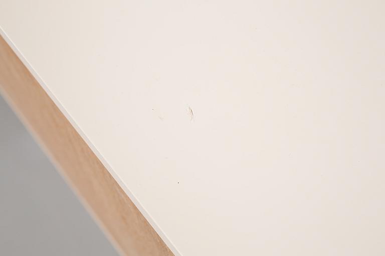SIDEBOARD, gustaviansk stil, 1900-talets andra hälft.