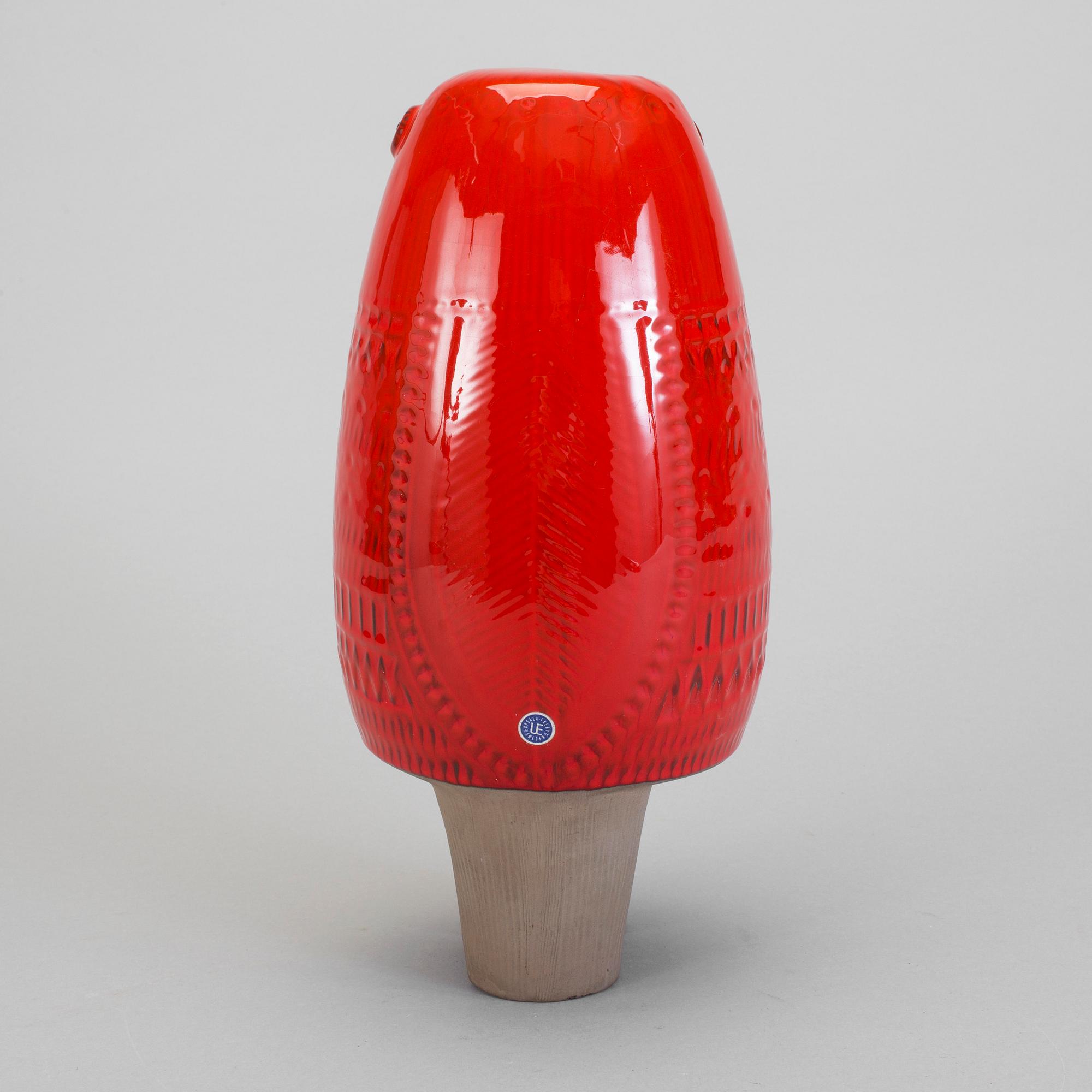 A figurine by Mari Simmulson, Upsala-Ekeby, 1960-/70's.